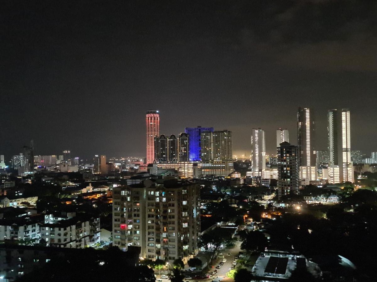 Beacon Executive Suite - Skypool Penang View George Town Exterior foto