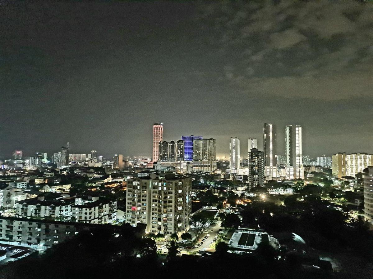 Beacon Executive Suite - Skypool Penang View George Town Exterior foto
