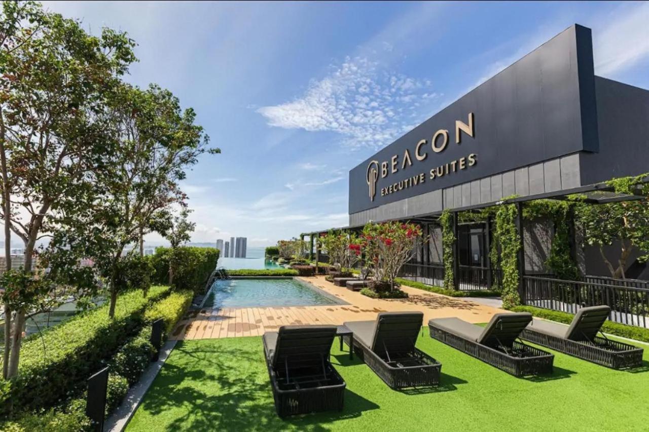Beacon Executive Suite - Skypool Penang View George Town Exterior foto