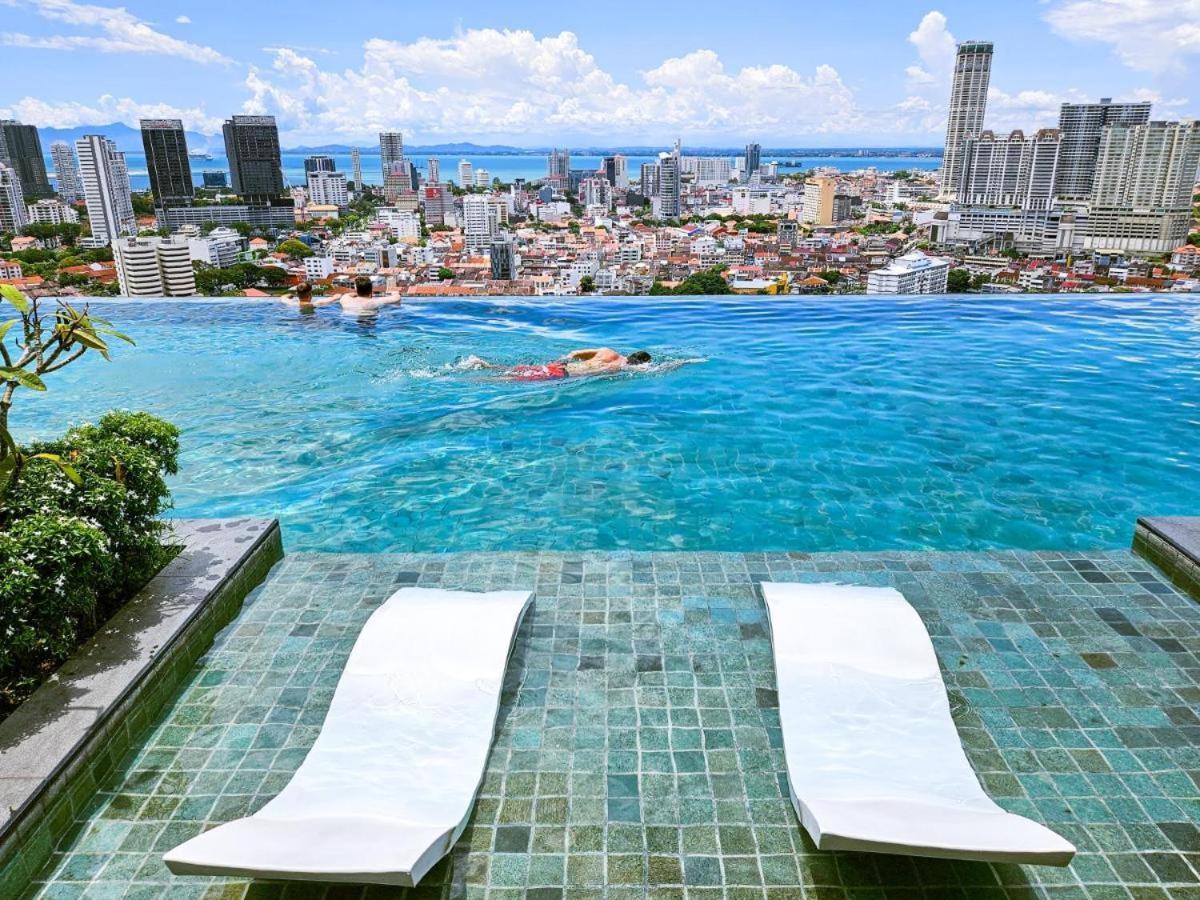 Beacon Executive Suite - Skypool Penang View George Town Exterior foto