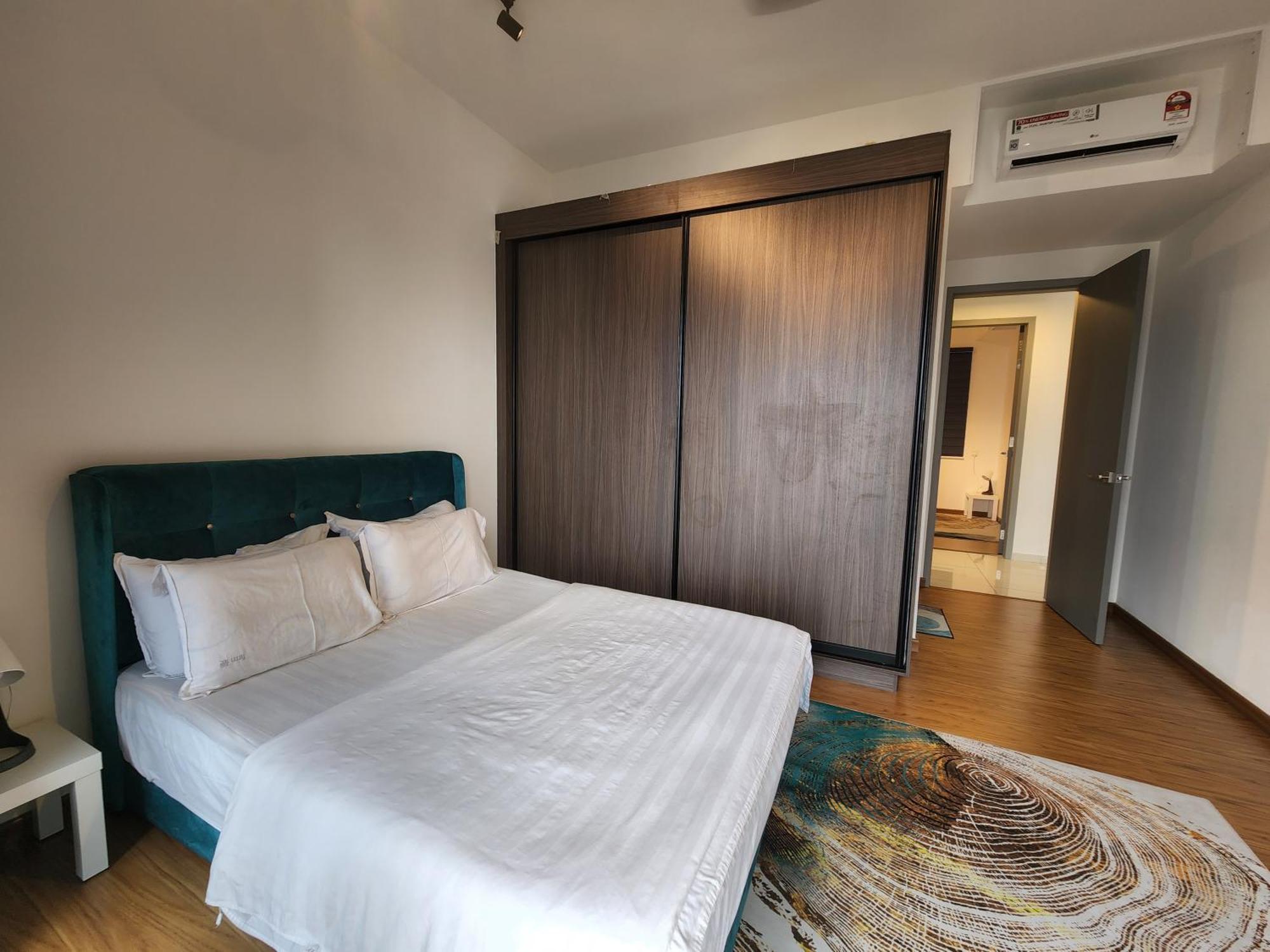 Beacon Executive Suite - Skypool Penang View George Town Exterior foto