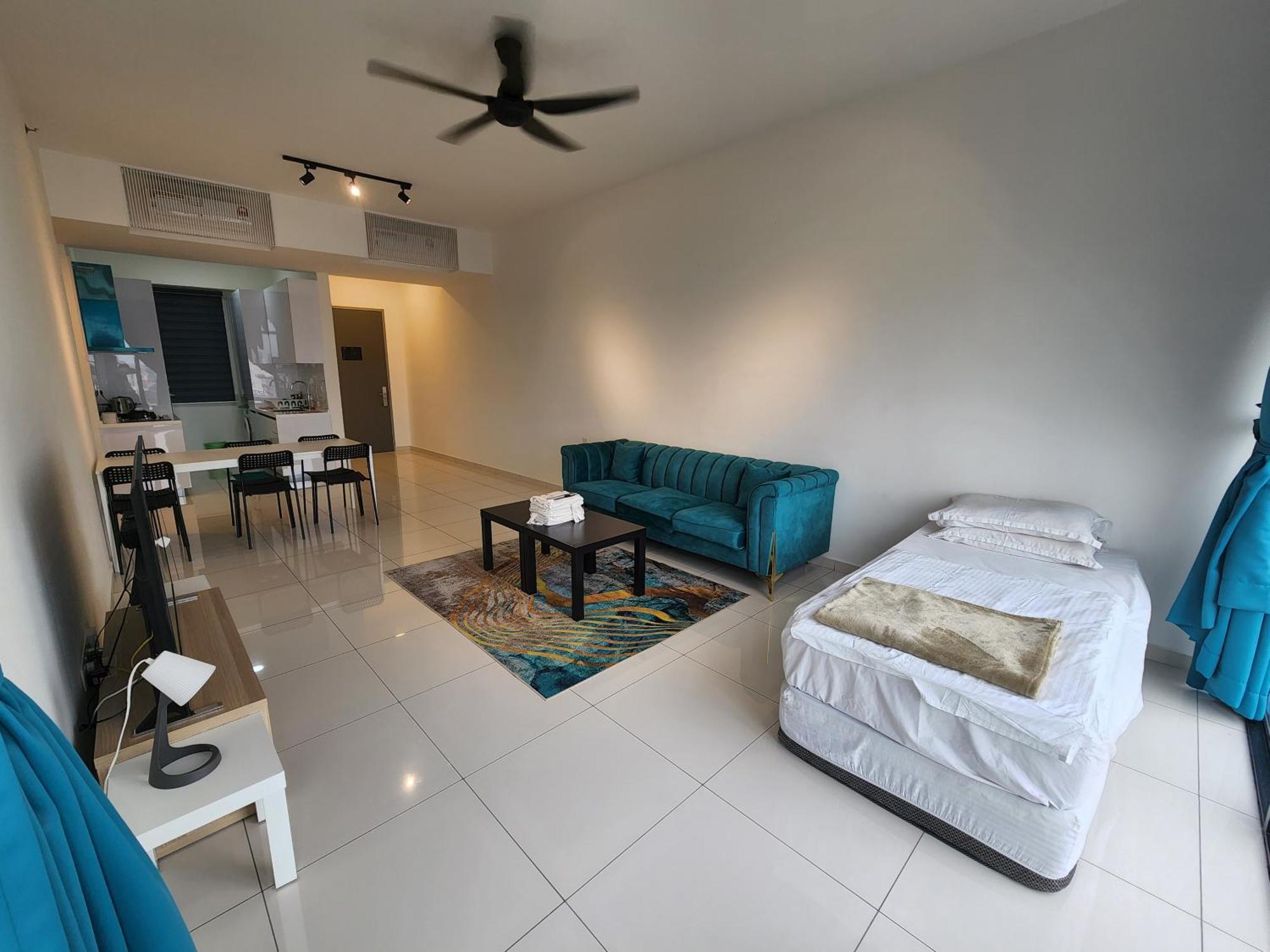 Beacon Executive Suite - Skypool Penang View George Town Exterior foto